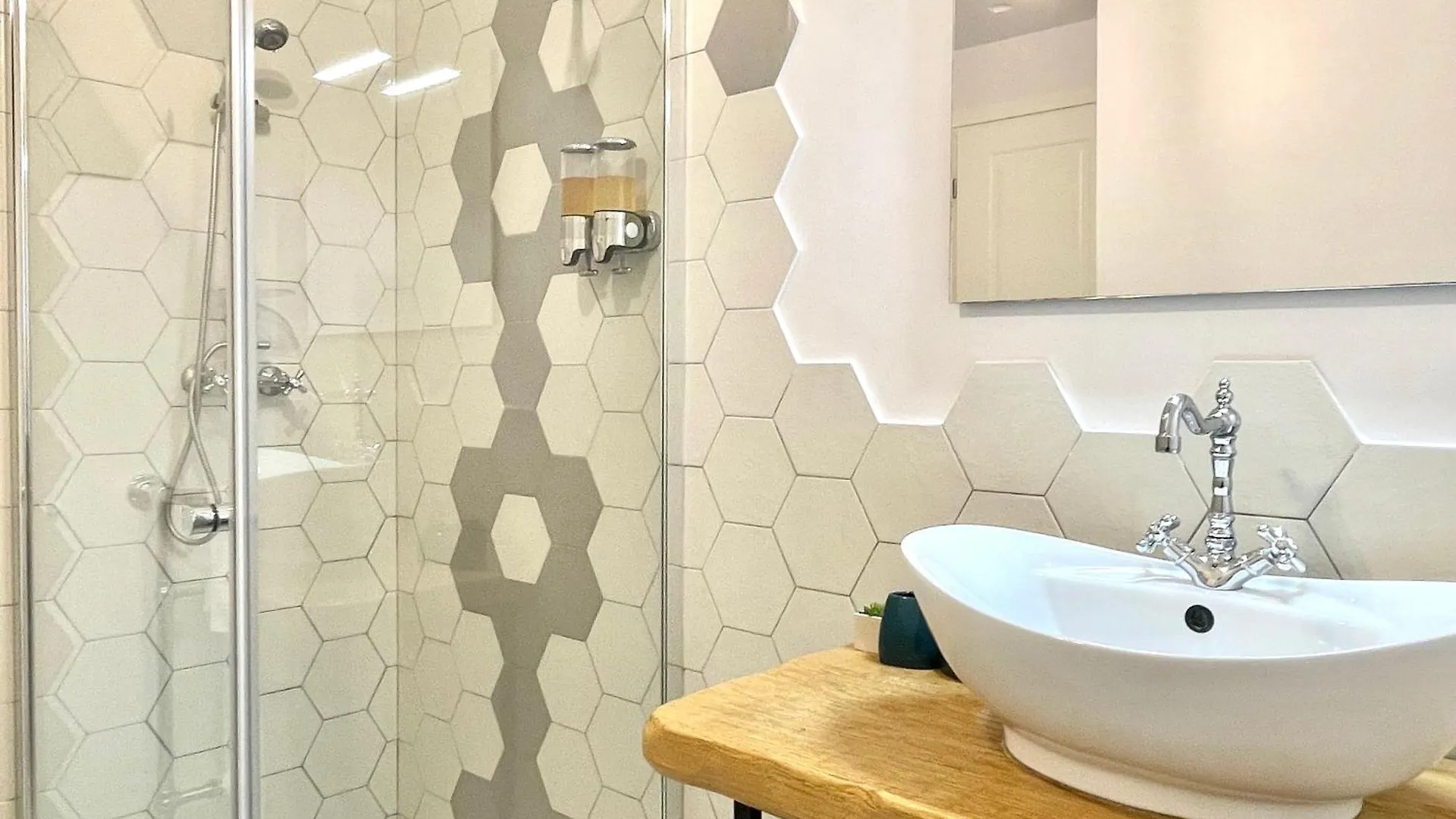 Affittacamere Le Porte Di Lecce Suites Italia